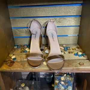 Rose Gold Single Strap Chunky Heel Sz 10